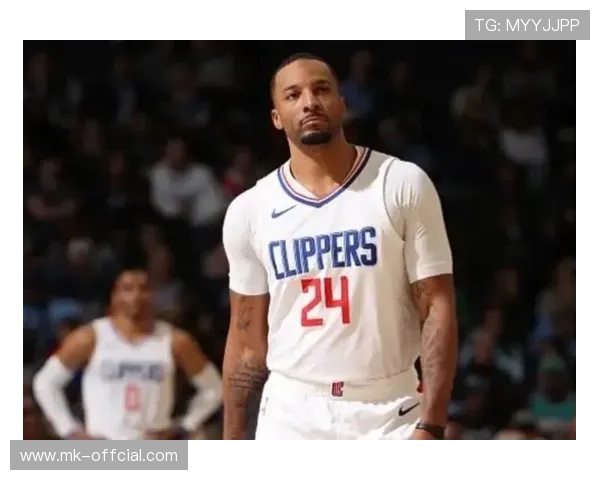 鲍威尔重返旧主获热烈欢迎，与威少形成主场待遇反差