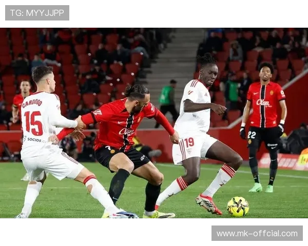 马略卡1-1塞维利亚，保级战平局收场